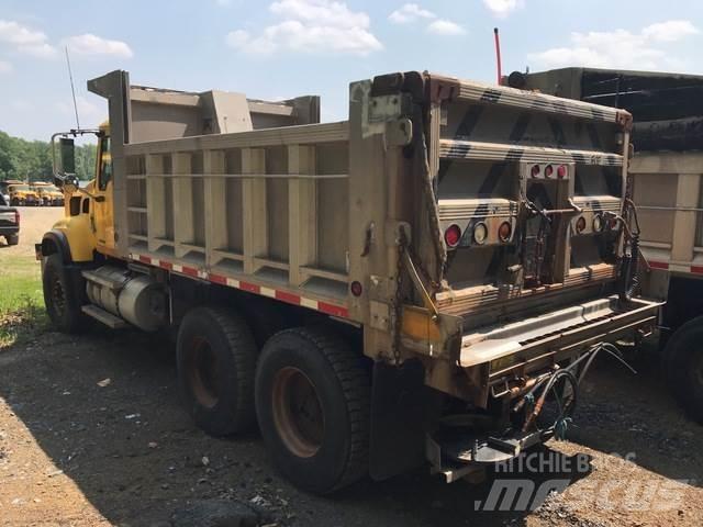 Mack CV700 Láminas y cuñas quitanieves