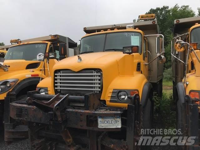 Mack CV700 Láminas y cuñas quitanieves