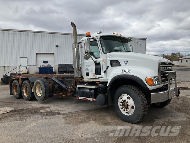 Mack CV713 Camiones portacubetas