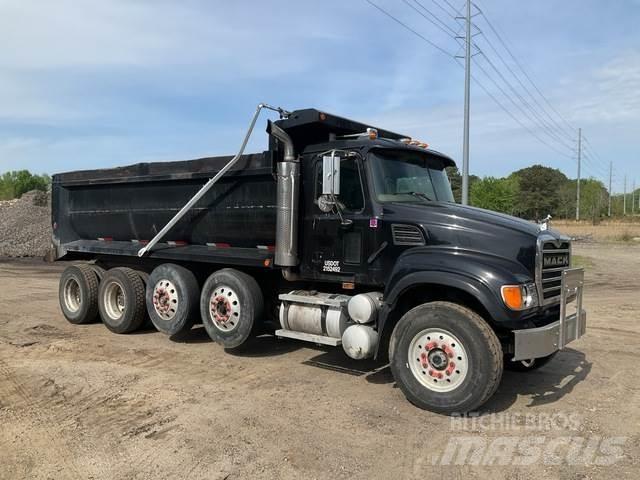 Mack CV713 Camiones bañeras basculantes o volquetes