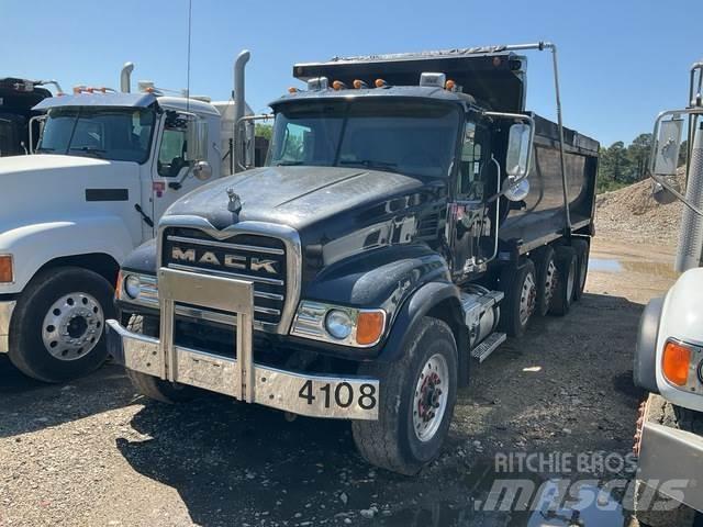 Mack CV713 Camiones bañeras basculantes o volquetes