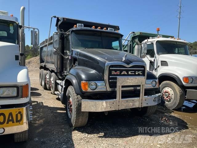 Mack CV713 Camiones bañeras basculantes o volquetes