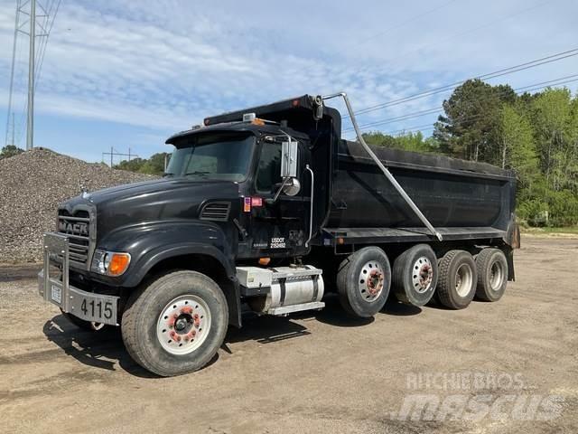 Mack CV713 Camiones bañeras basculantes o volquetes