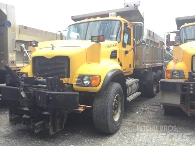 Mack CV713 Esparcidoras de arena y sal
