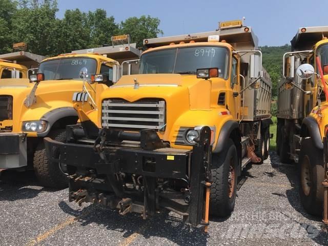 Mack CV713 Láminas y cuñas quitanieves
