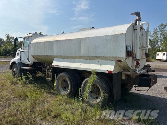 Mack CXN612 Camiones cisterna