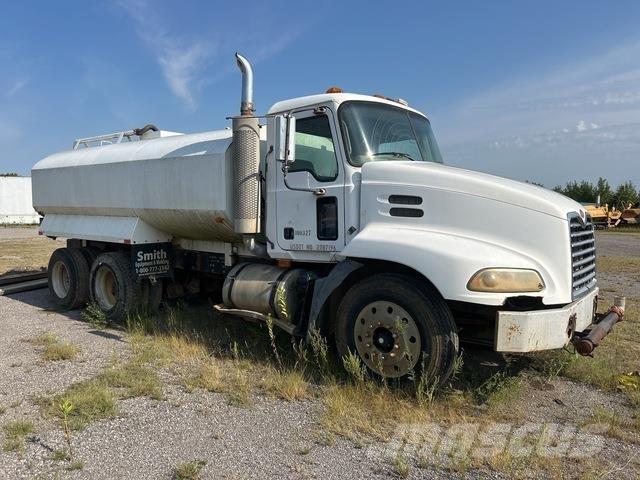 Mack CXN612 Camiones cisterna