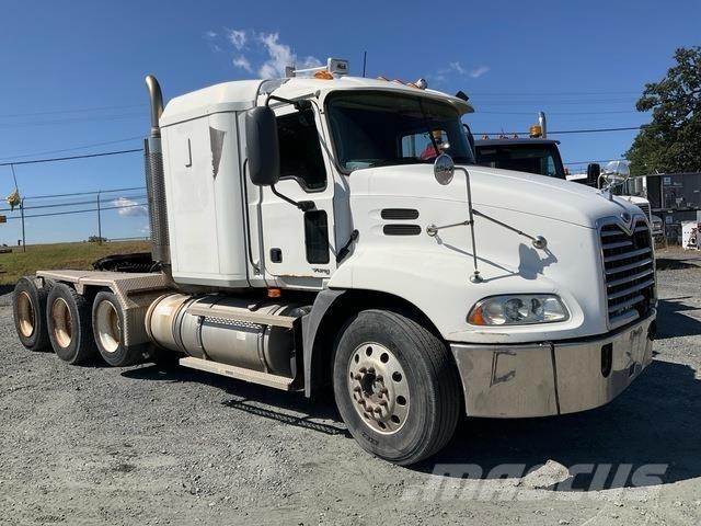 Mack CXN613 Cabezas tractoras