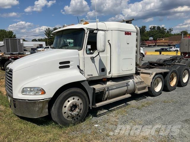 Mack CXN613 Cabezas tractoras