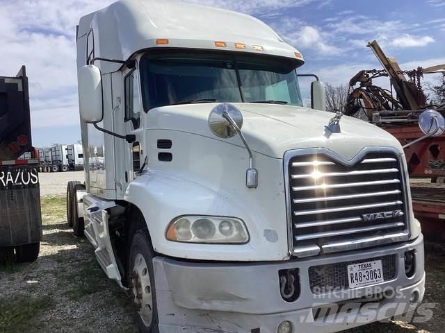 Mack CXU613 Cabezas tractoras