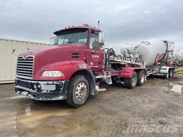 Mack CXU613 Cabezas tractoras