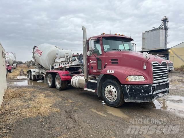 Mack CXU613 Cabezas tractoras