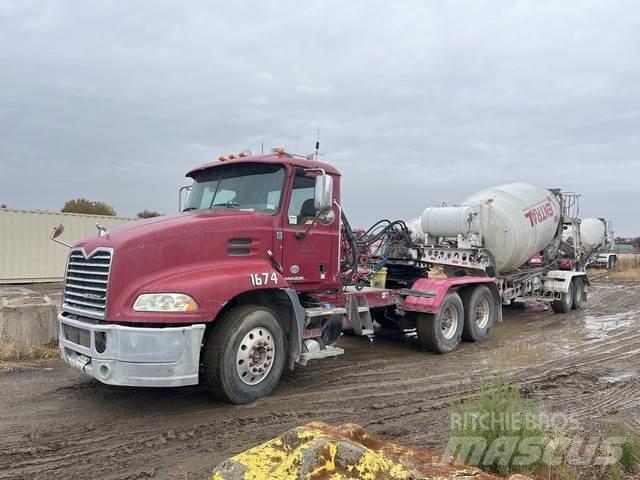 Mack CXU613 Cabezas tractoras