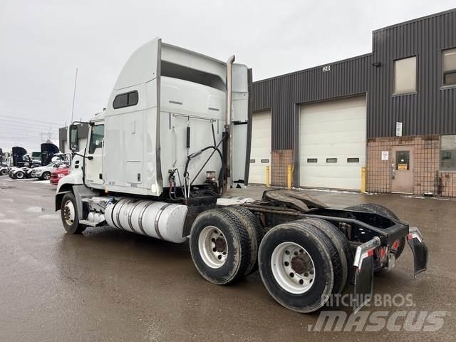Mack CXU613 Cabezas tractoras