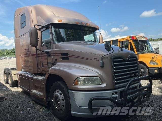 Mack CXU613 Cabezas tractoras