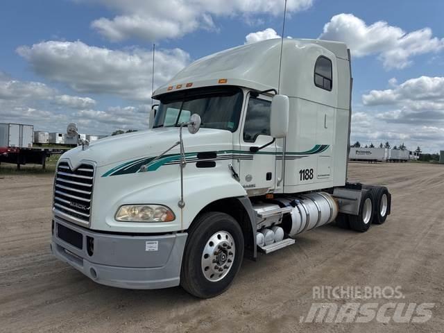 Mack CXU613 Cabezas tractoras