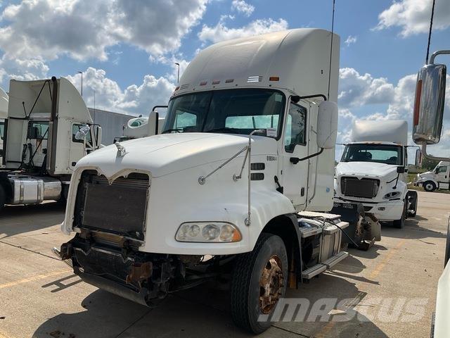 Mack CXU613 Cabezas tractoras
