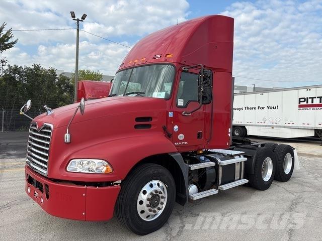 Mack CXU613 Cabezas tractoras