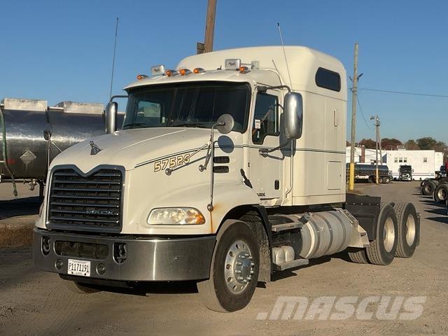 Mack CXU613 Cabezas tractoras