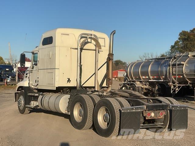 Mack CXU613 Cabezas tractoras