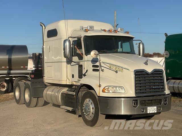 Mack CXU613 Cabezas tractoras