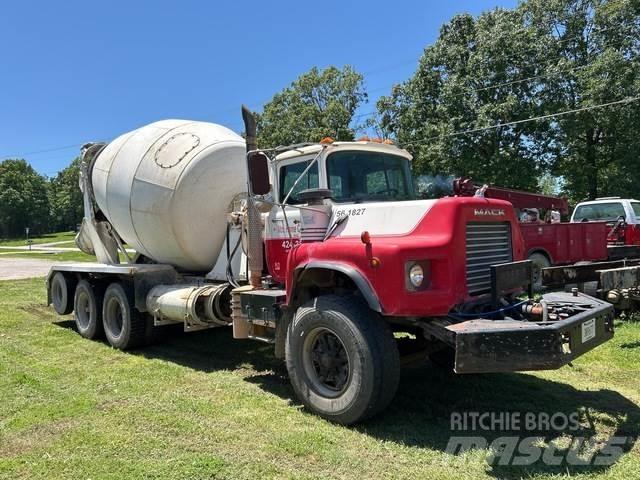 Mack DM600GK Otros camiones