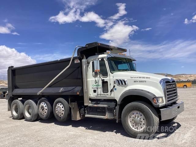 Mack GR104F Camiones bañeras basculantes o volquetes