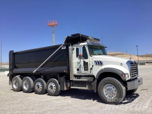 Mack GR104F Camiones bañeras basculantes o volquetes