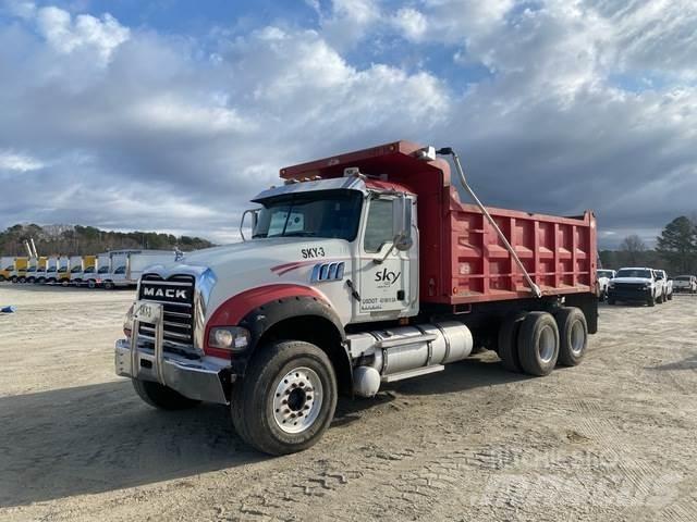 Mack GU713 Camiones bañeras basculantes o volquetes