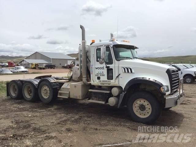 Mack GU713 Cabezas tractoras