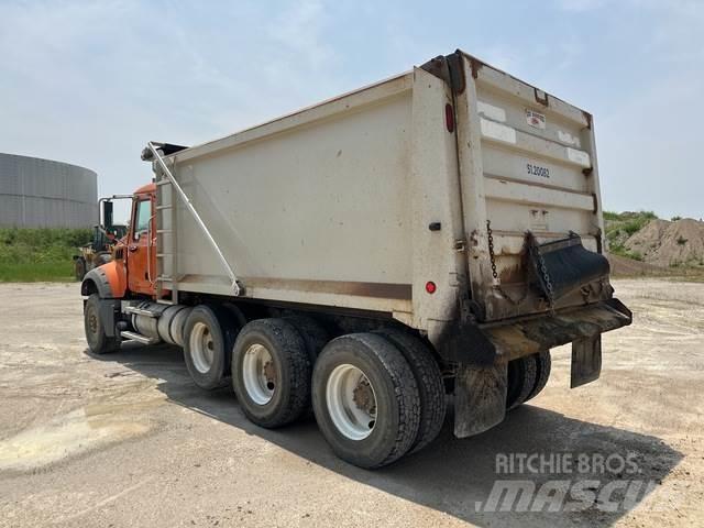 Mack GU713 Camiones bañeras basculantes o volquetes