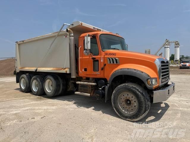 Mack GU713 Camiones bañeras basculantes o volquetes
