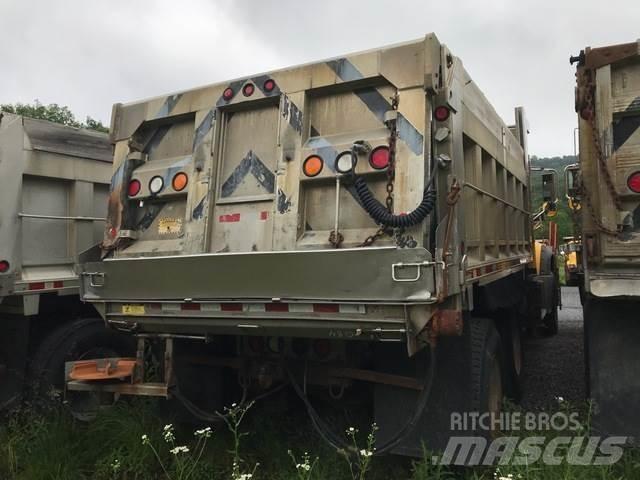 Mack GU713 Láminas y cuñas quitanieves