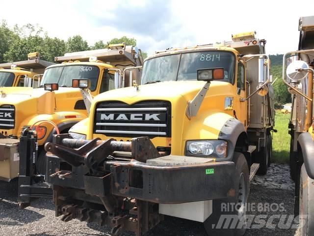 Mack GU713 Láminas y cuñas quitanieves