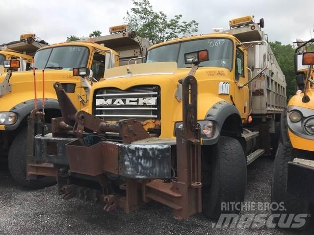 Mack GU713 Láminas y cuñas quitanieves