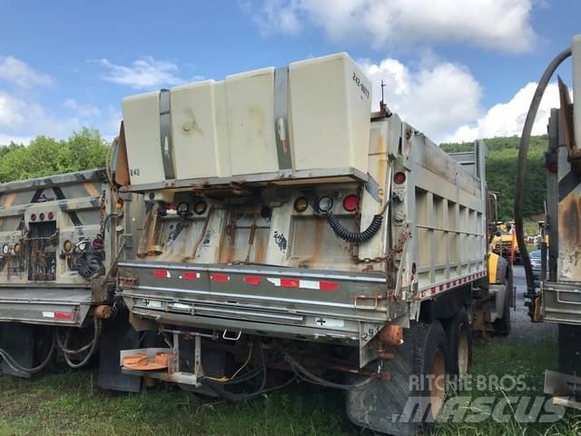 Mack GU713 Camiones bañeras basculantes o volquetes