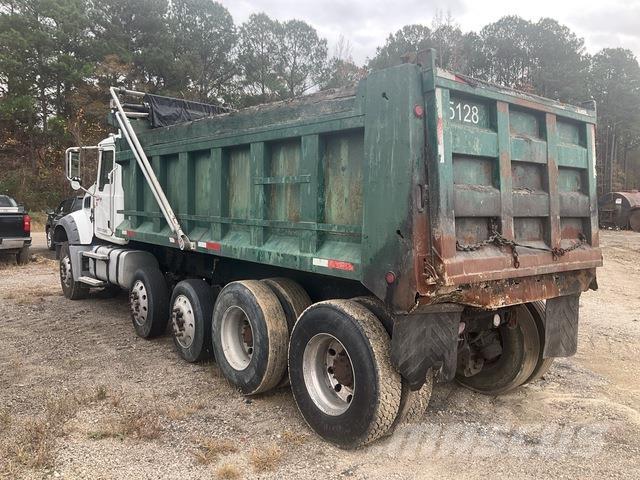 Mack GU713 Camiones bañeras basculantes o volquetes