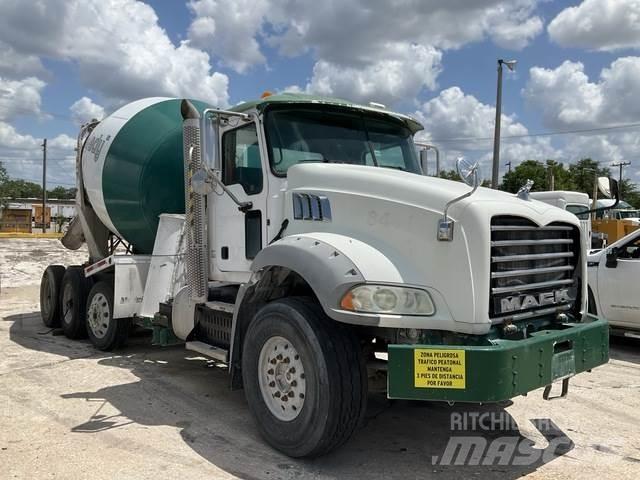 Mack GU813 Otros camiones