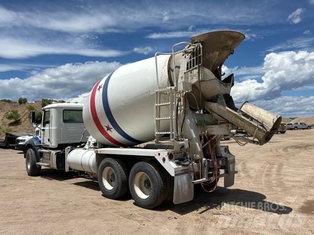 Mack GU813 Otros camiones