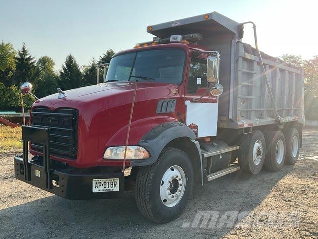 Mack GU813 Camiones bañeras basculantes o volquetes