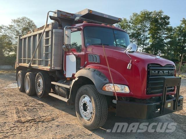 Mack GU813 Camiones bañeras basculantes o volquetes