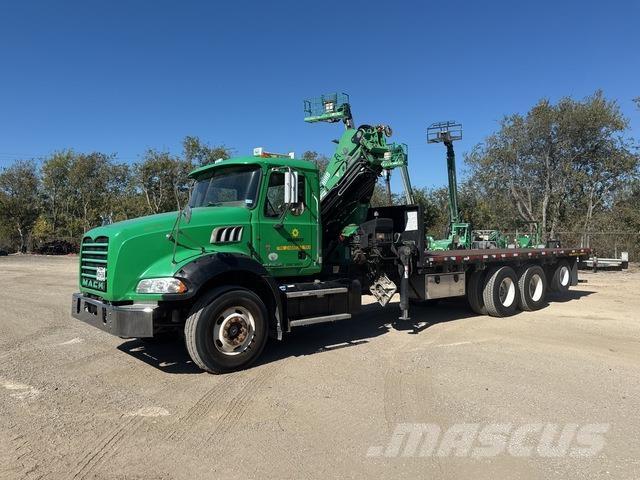 Mack GU813 Otros camiones