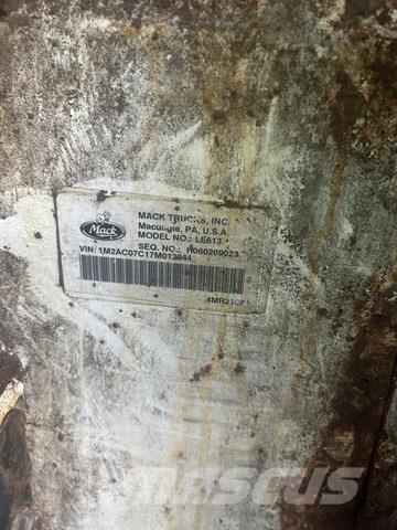 Mack LE613 Camiones de basura