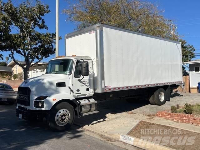Mack MD Camiones caja cerrada