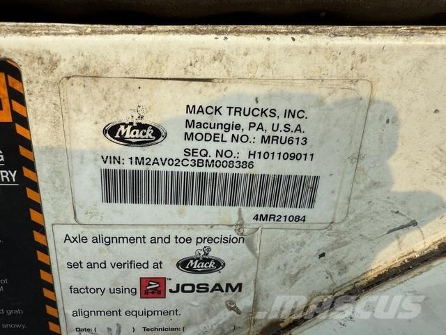 Mack MRU613 Camiones de basura