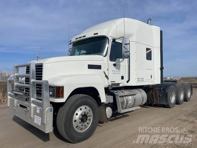 Mack PI86T Cabezas tractoras