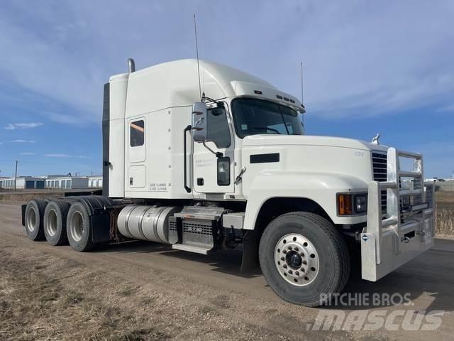 Mack PI86T Cabezas tractoras