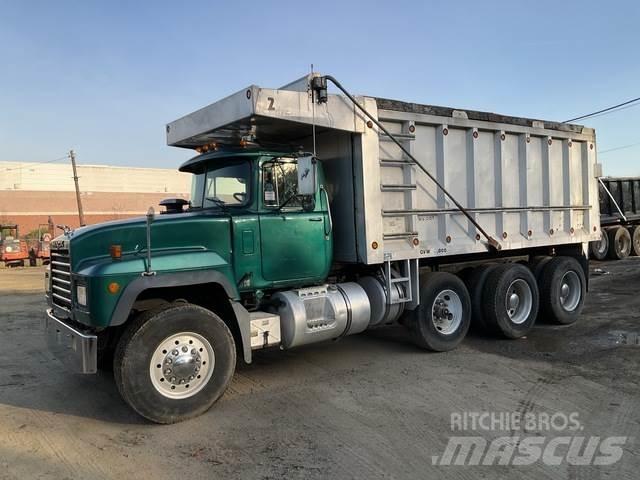 Mack RD688S Camiones bañeras basculantes o volquetes