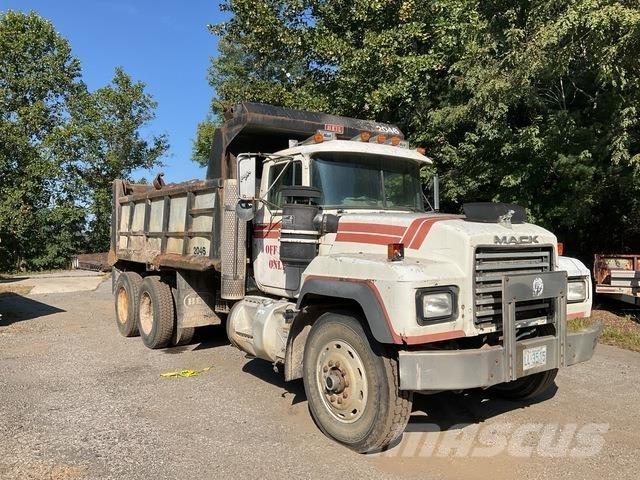 Mack RD688S Camiones bañeras basculantes o volquetes