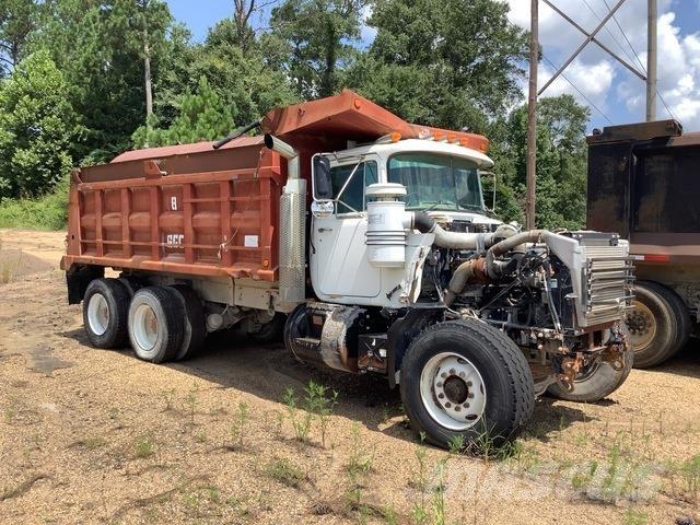 Mack RD690S Camiones bañeras basculantes o volquetes